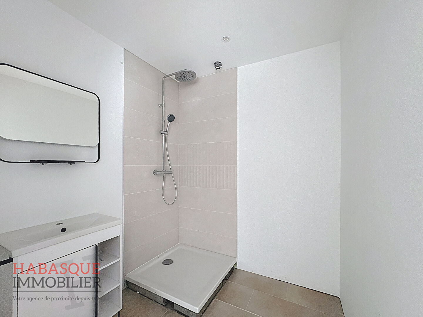 Photo À vendre : Appartement  T3 à Landivisiau image 5/6