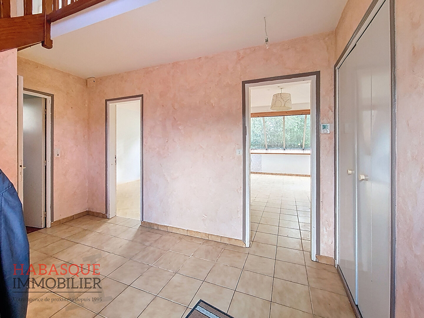 Photo Maison à vendre à Saint Servais - Référence 423CD image 2/6