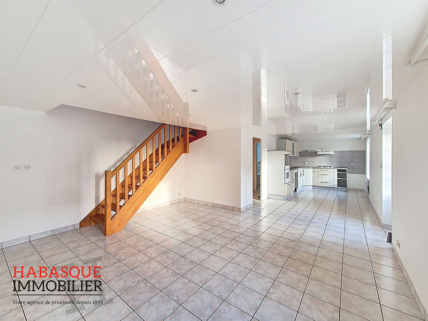 Photo Maison à vendre à Lanarnus - Référence 7261 image 2/6