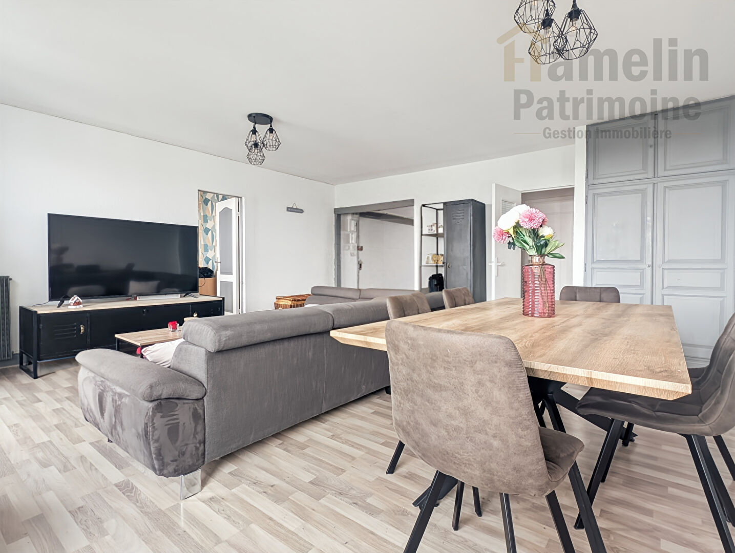 Photo Appartement Joué-les-tours 4 pièce(s) 75.85 m2 image 2/6