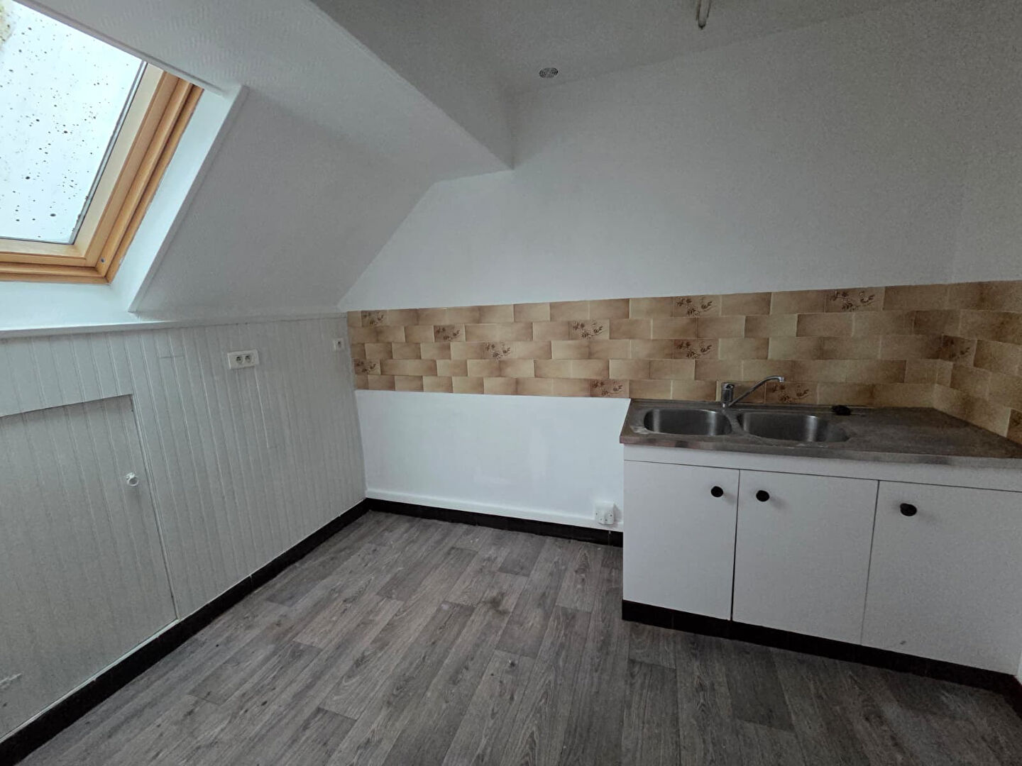 Photo ENSEMBLE IMMOBILIER DE RAPPORT QUARTIER FAUBOURG D'ISLE image 3/6