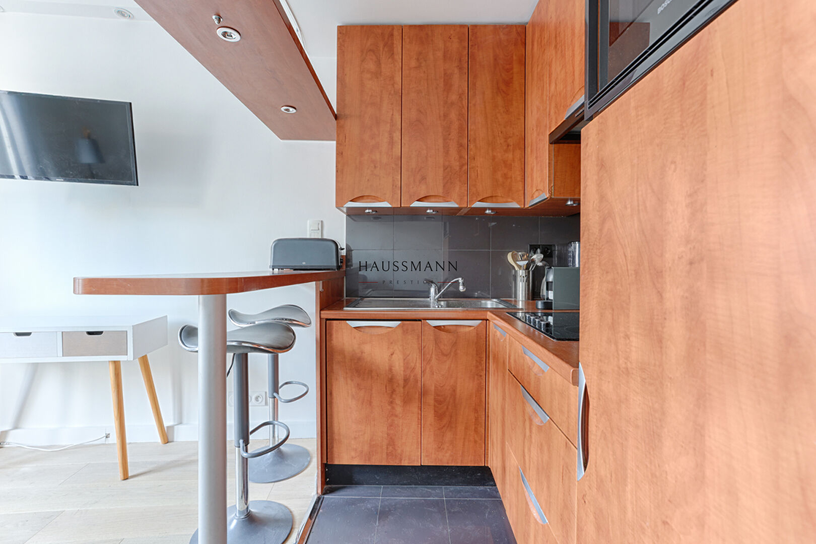 Photo Appartement  Paris IXeme image 5/6