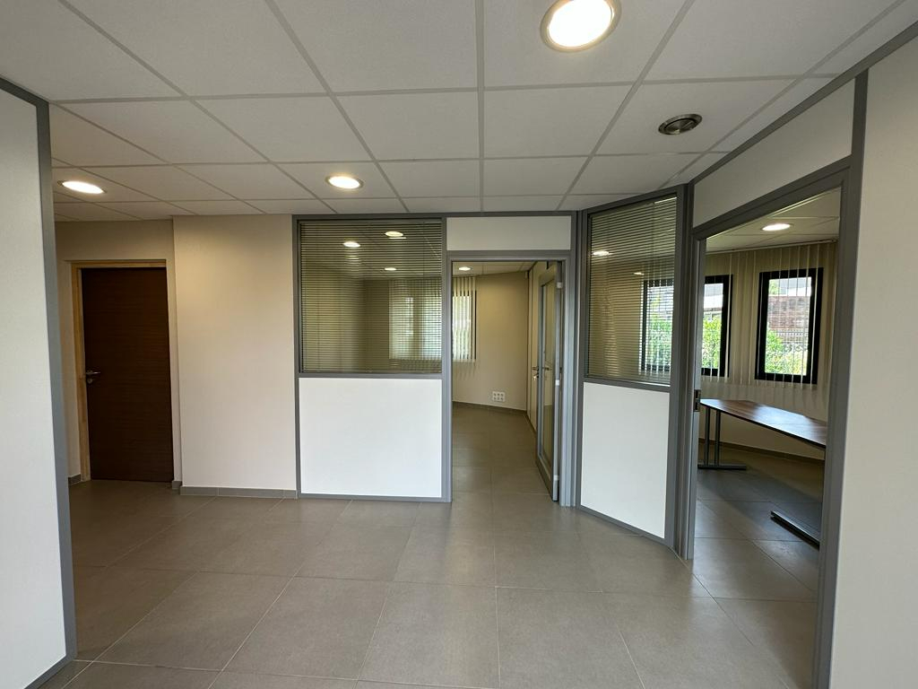Photo EPAGNY METZ-TESSY 74330 BUREAUX 48m² image 2/6