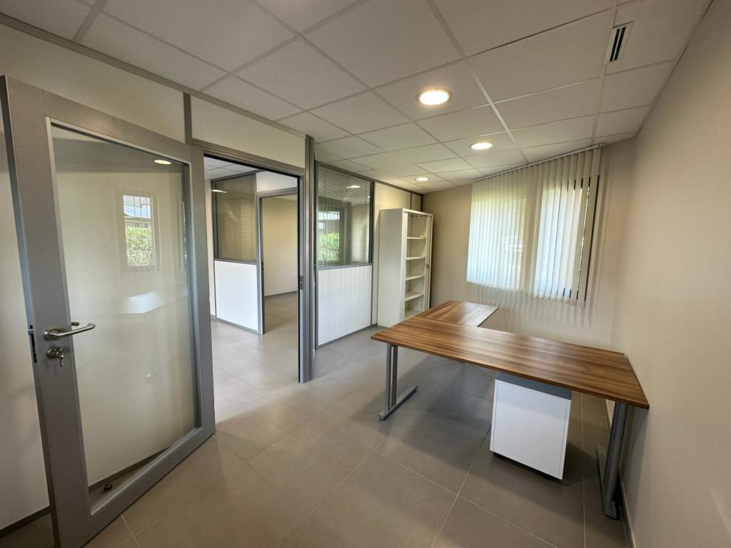 Photo EPAGNY METZ-TESSY 74330 BUREAUX 48m² image 3/6