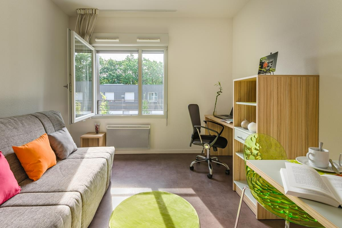 Photo Appartement Carquefou 1 pièce(s) 21 m2 résidence étudiante image 2/5