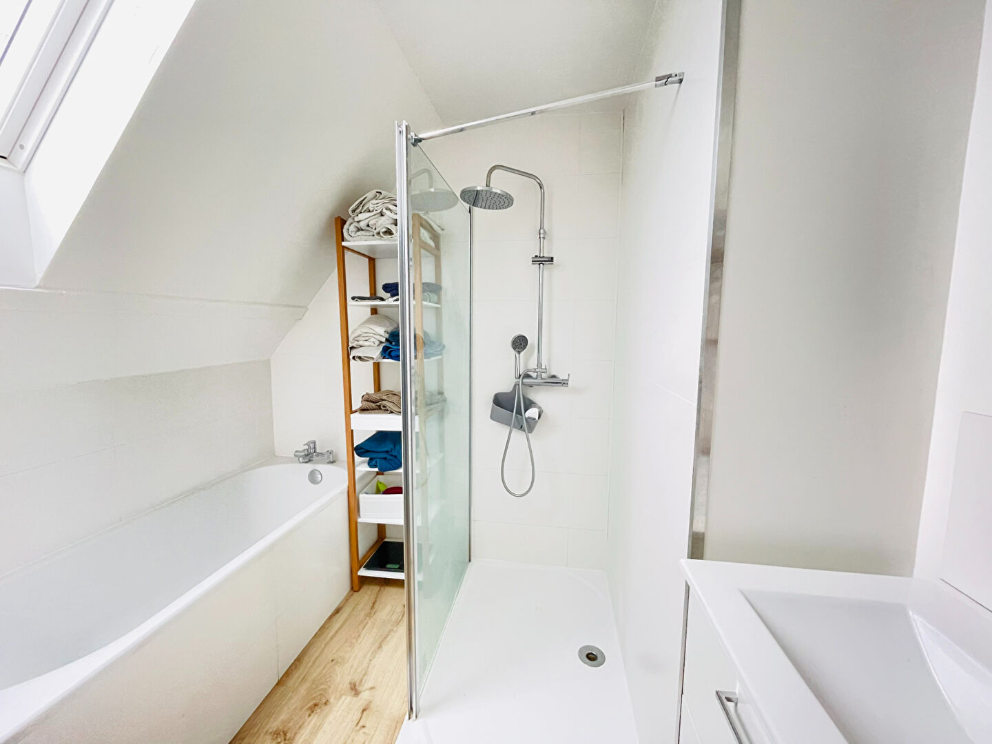 Photo Maison rénovée à St-Martin-du-Fouilloux image 5/6