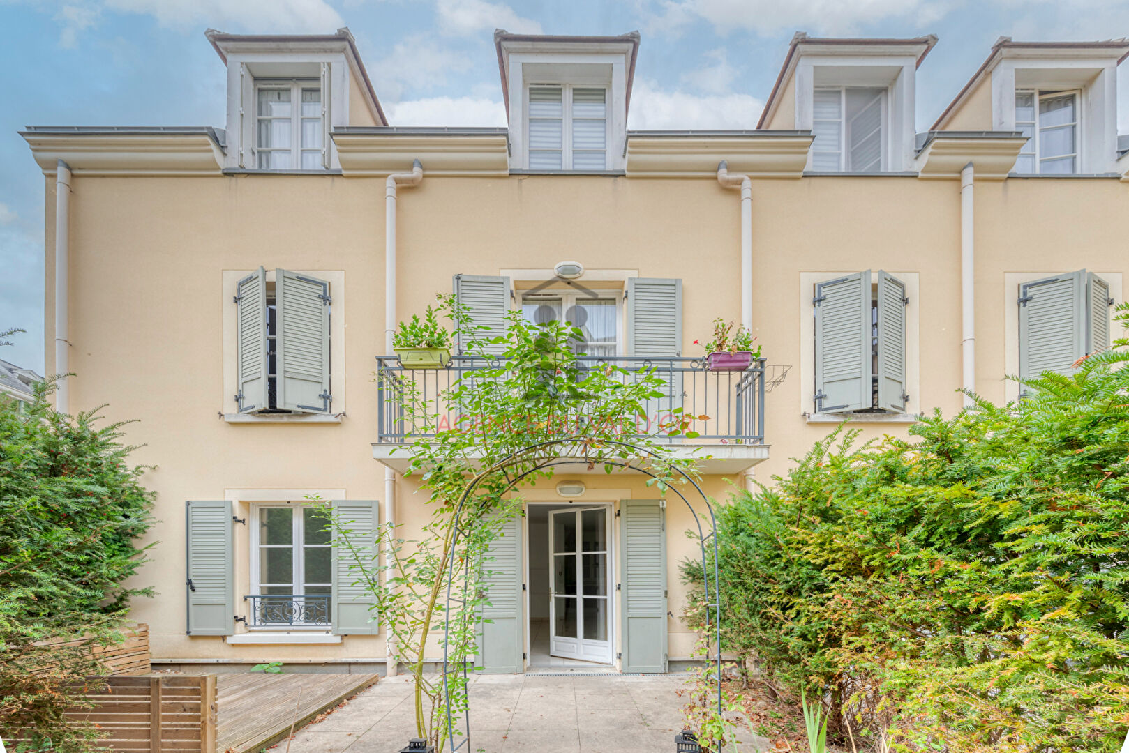 Agence immobilière de HÉRITAGE Suresnes