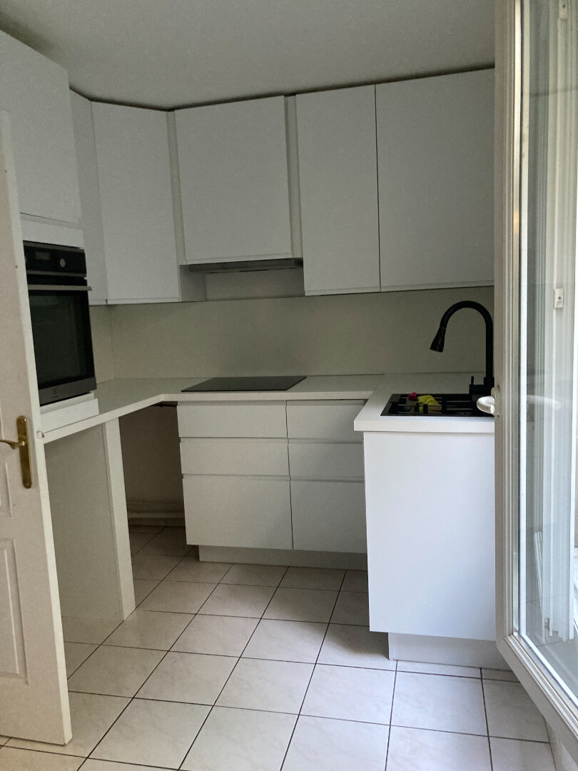 Photo Appartement Suresnes - 4 pièces - Duplex 80 m² - Parking image 3/6