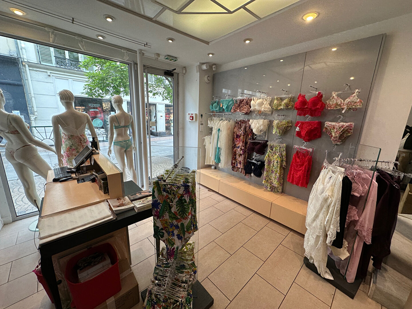 Agence immobilière de HÉRITAGE Suresnes