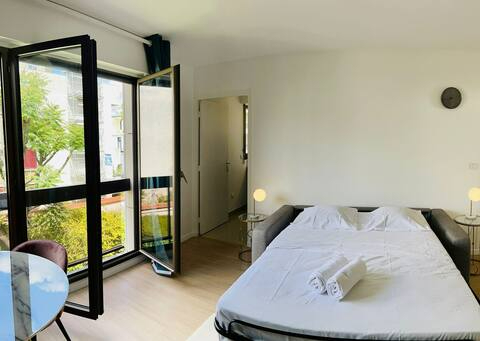 Photo NEUILLY SUR SEINE : appartement T1 (33 m²) en location image 2/6