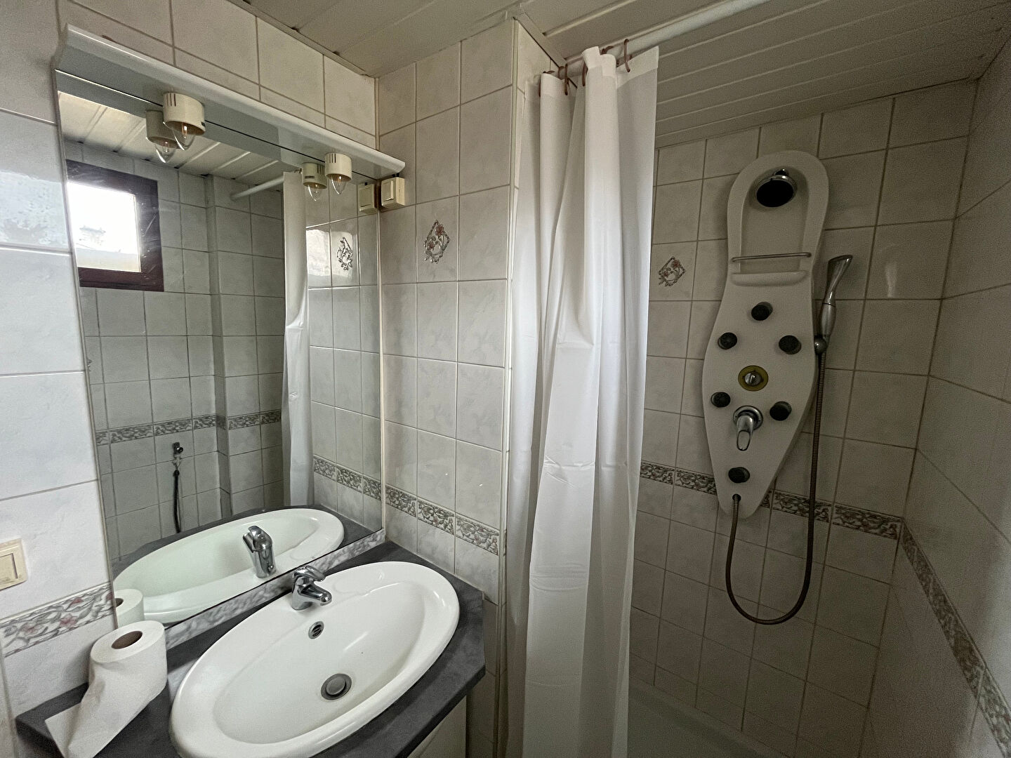 Photo STUDIO - Hopital Centrale image 4/4