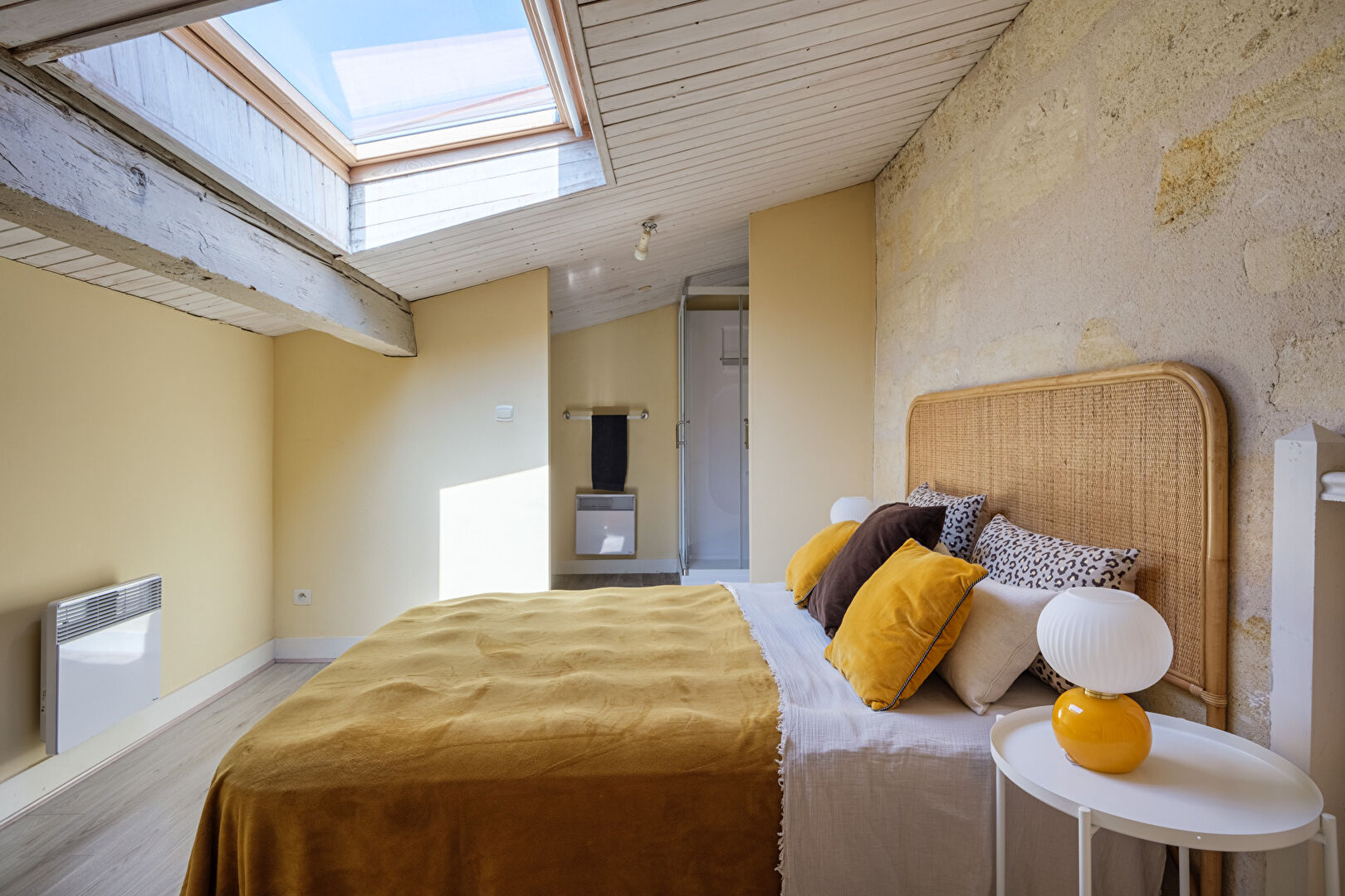 Photo AGREABLE APPARTEMENT DUPLEX BORDEAUX CHARTRONS image 6/6