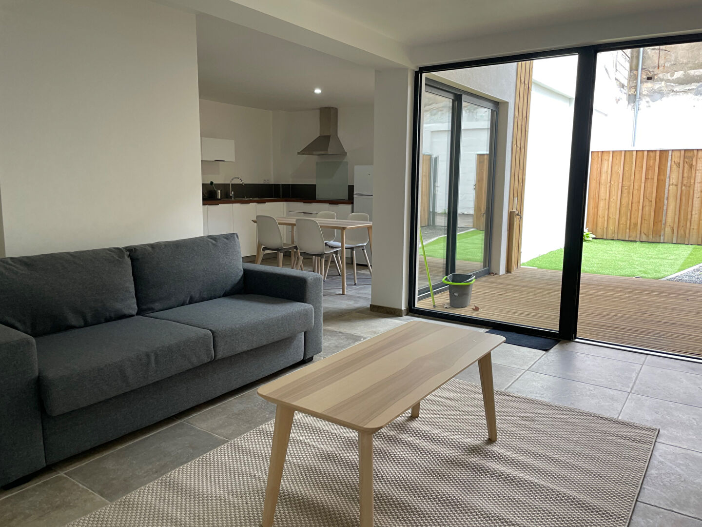 Bordeaux  Victoire Gare Saint Jean Beau duplex avec terrasse, 2 chambres et parking