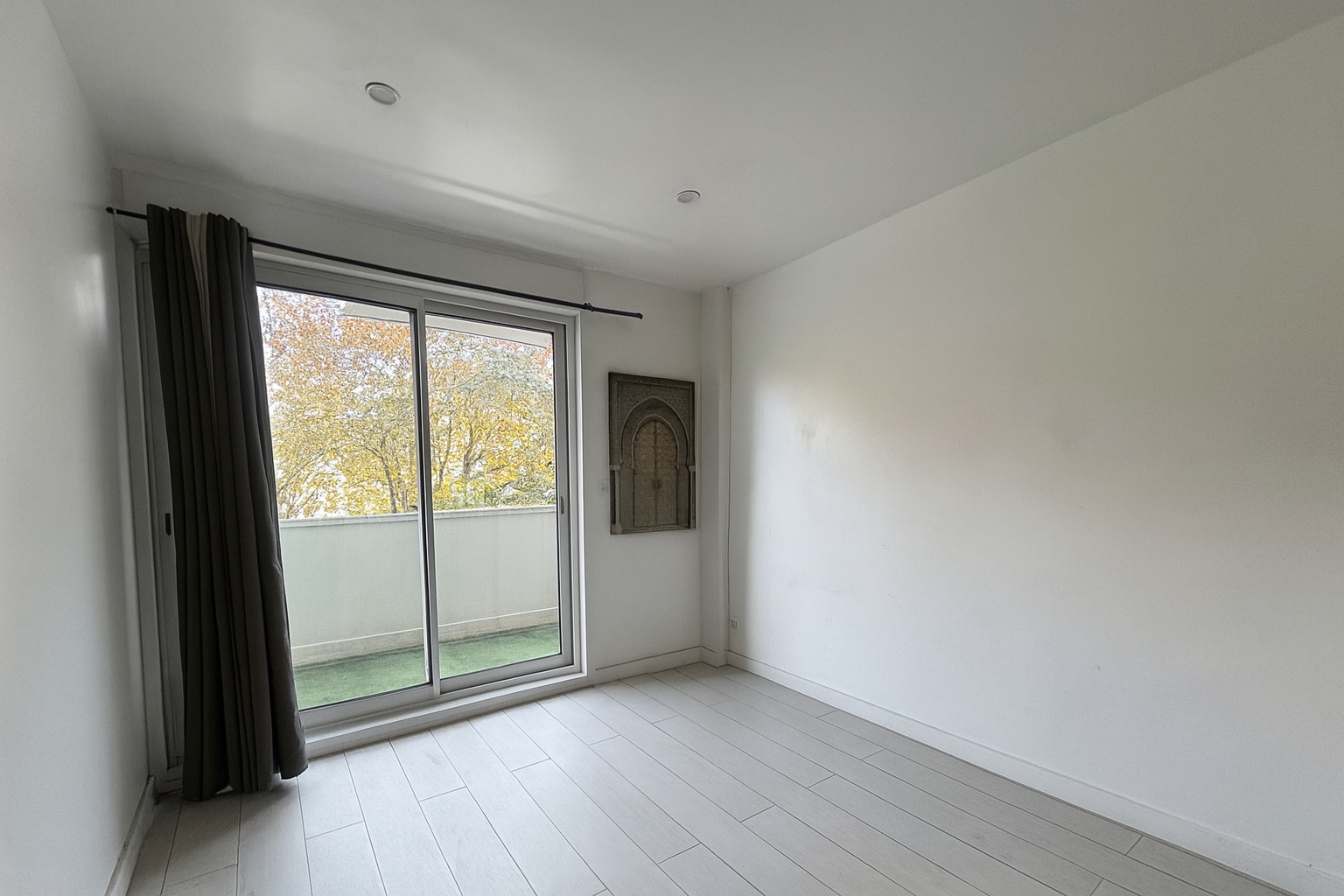 Neuilly-Sur-Seine - Grand studio