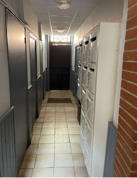 Photo Immeuble 542 m² FER A CHEVAL image 3/6