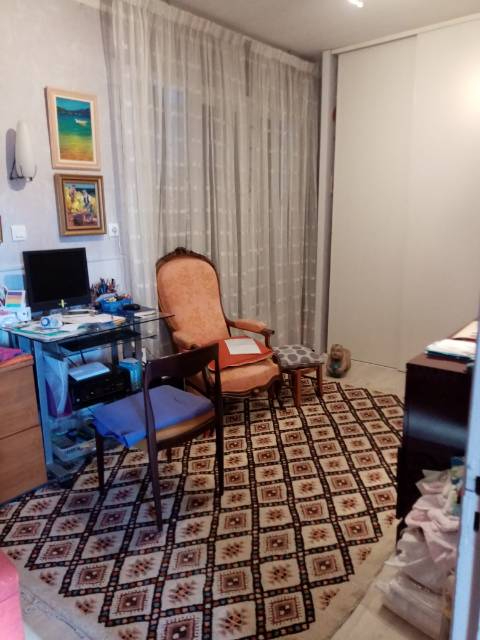 Photo Maison ancienne 5 pièces avec cour à  Croix de Pierre. image 2/6