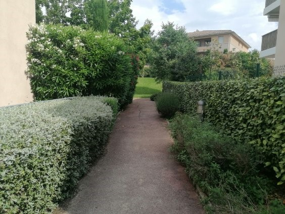 Photo T3 de 70m² - LUYNES - Proche lycée international image 2/3