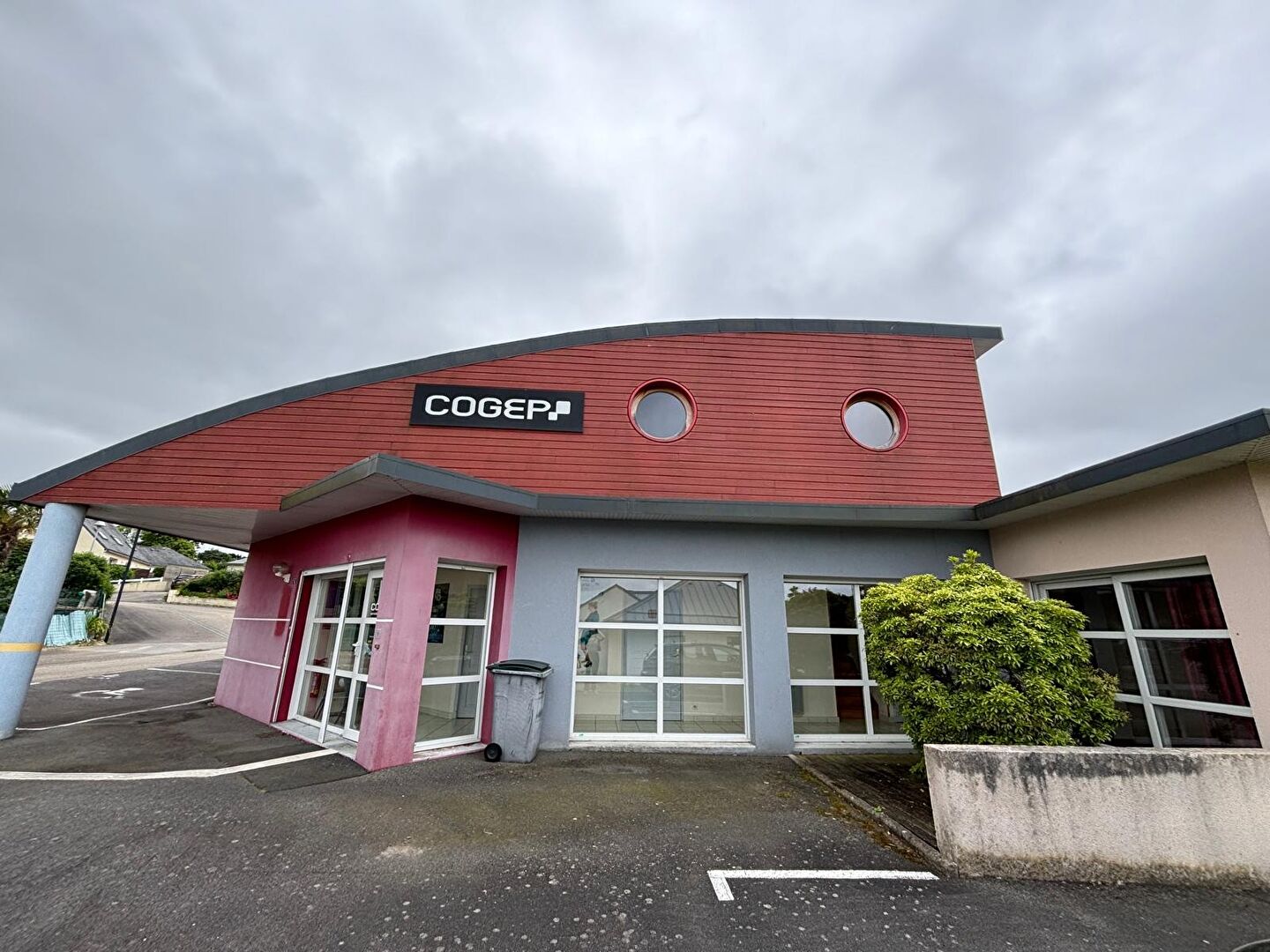 Produit d'Investissement-Bureaux Morlaix