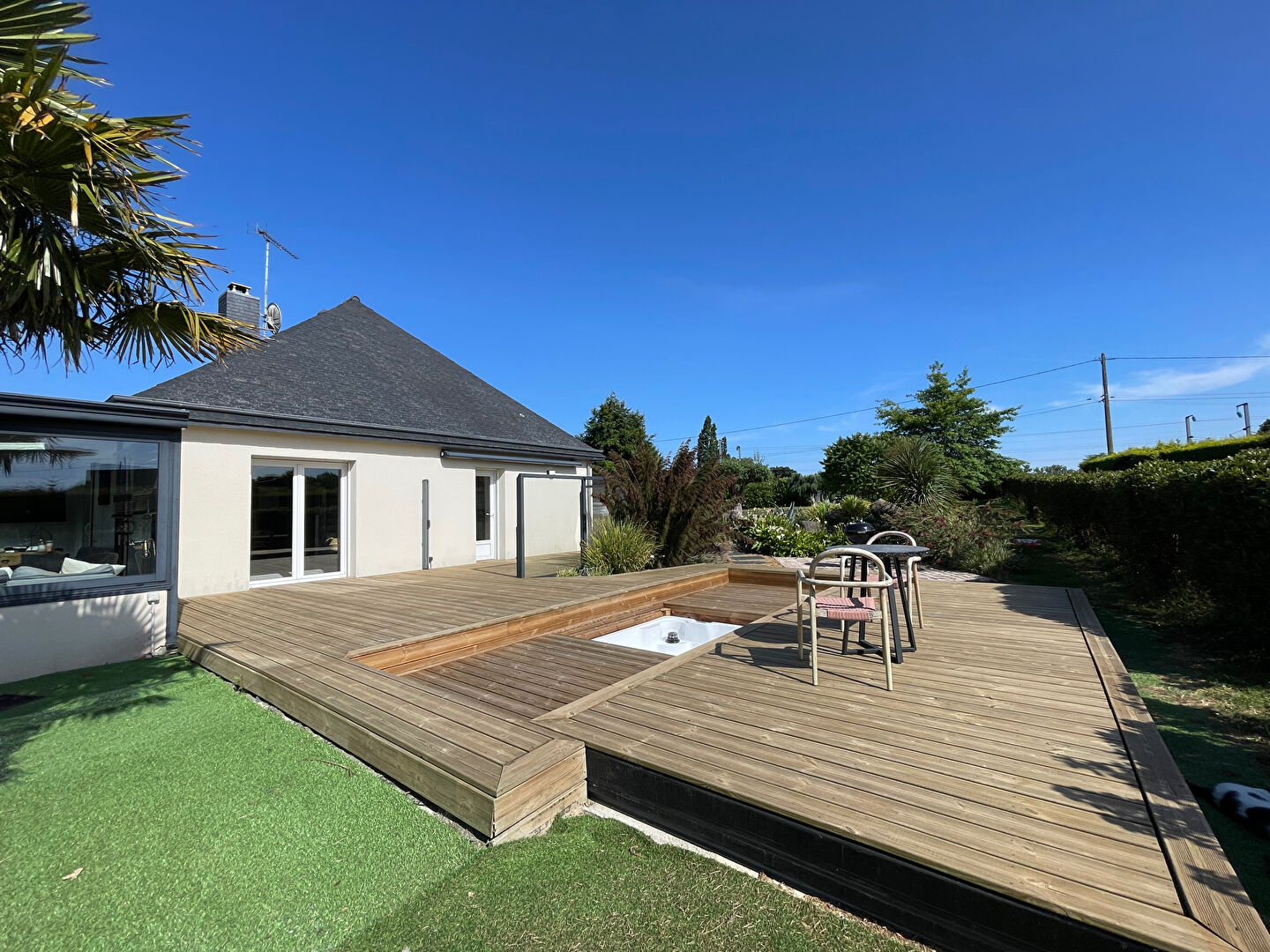 Maison contemporaine de 143 m2 sur un hectare de terrain