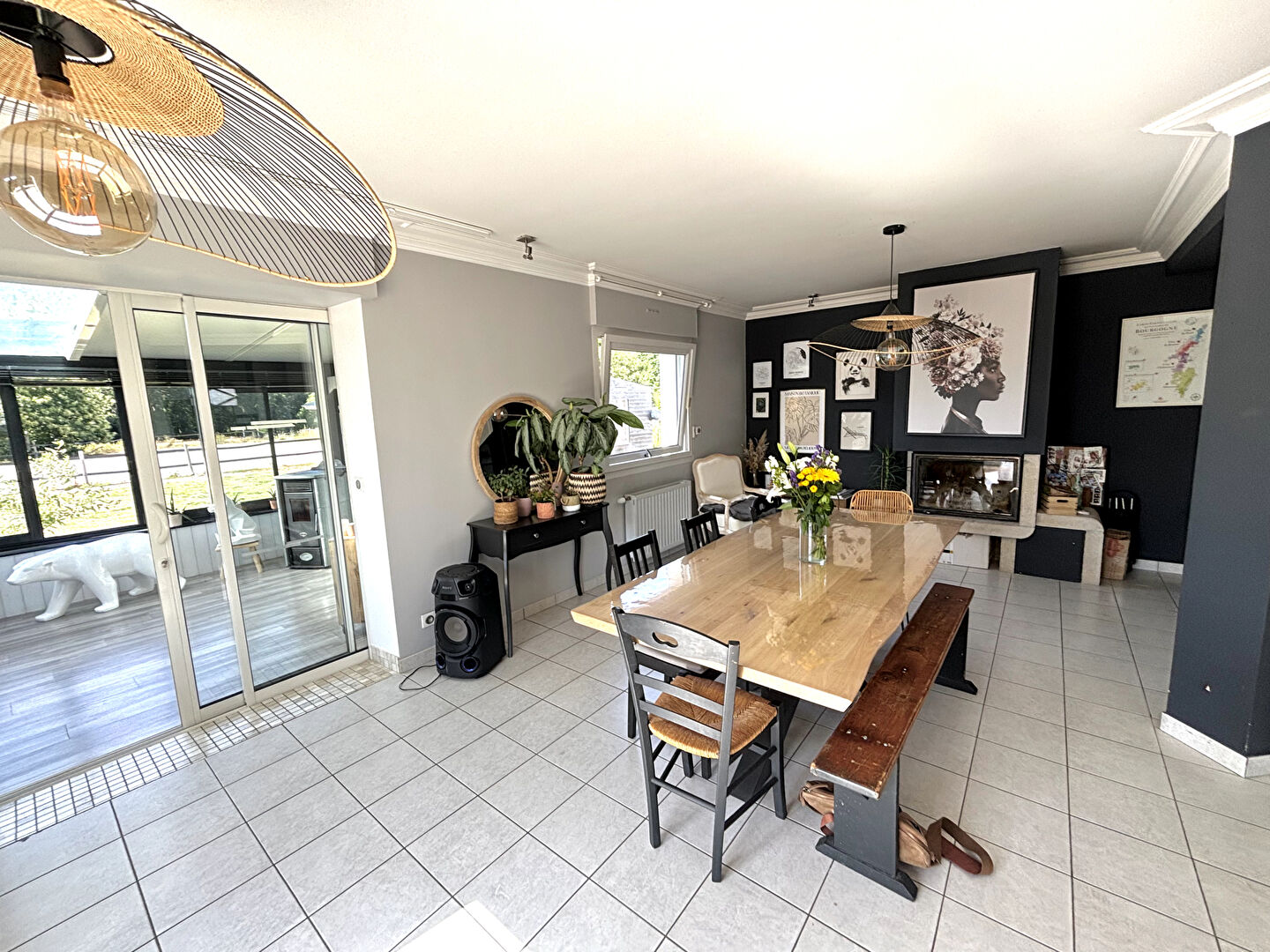 Photo Maison contemporaine de 143 m2 sur un hectare de terrain image 2/6