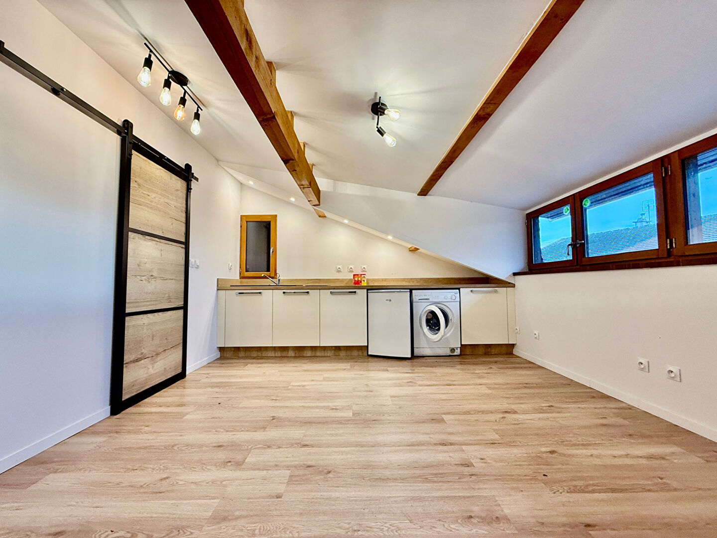 Photo Maison individuelle avec dépendance image 6/6