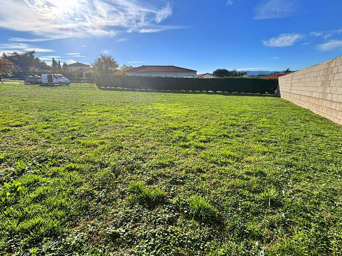 Photo TERRAIN CONSTRUCTIBLE 600 M² COMMELLE-VERNAY image 3/4