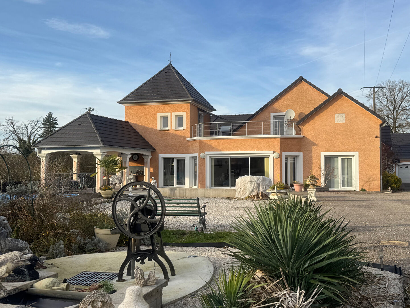 Villa d'exception à vendre  - 440 m² de luxe au calme