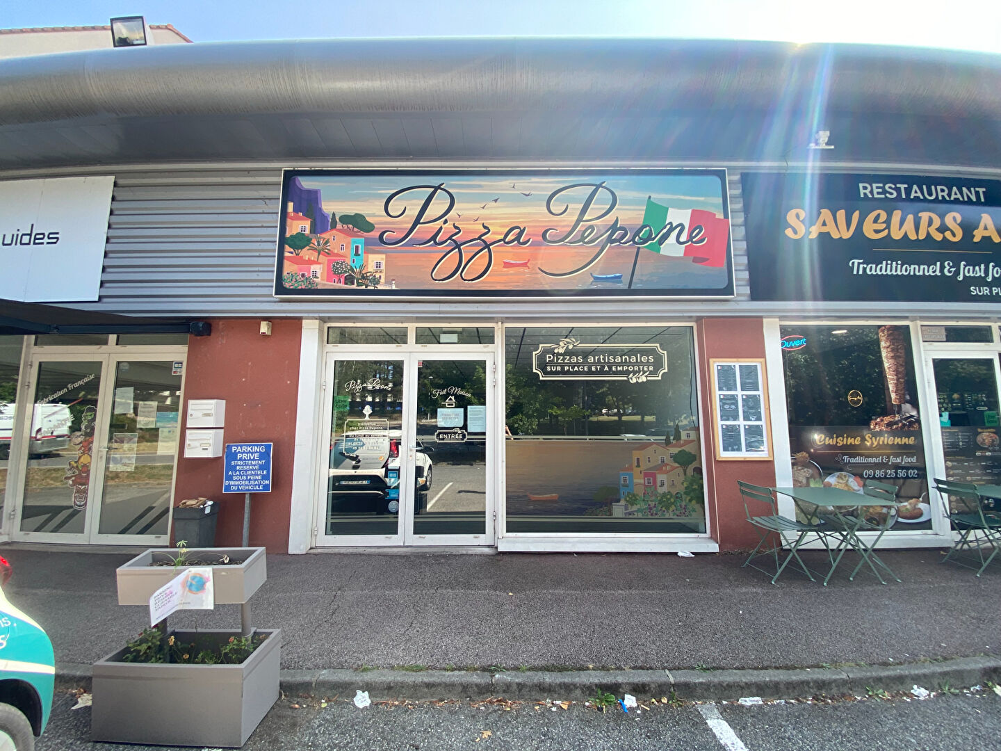 COMMERCIAL LIMOGES  en FACE HOPITAL HME - 73 m2