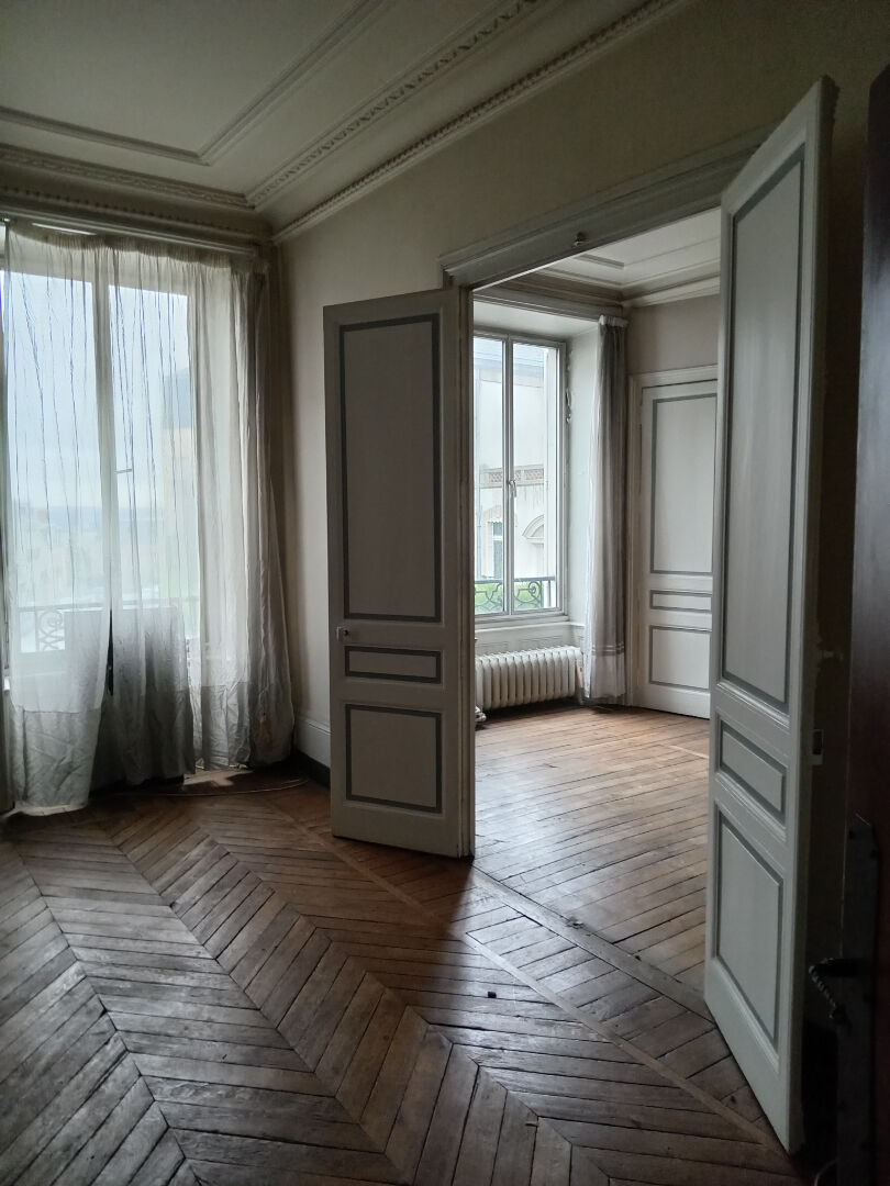 Photo Appartement Limoges 3 pièce(s) 98 m2 image 2/6