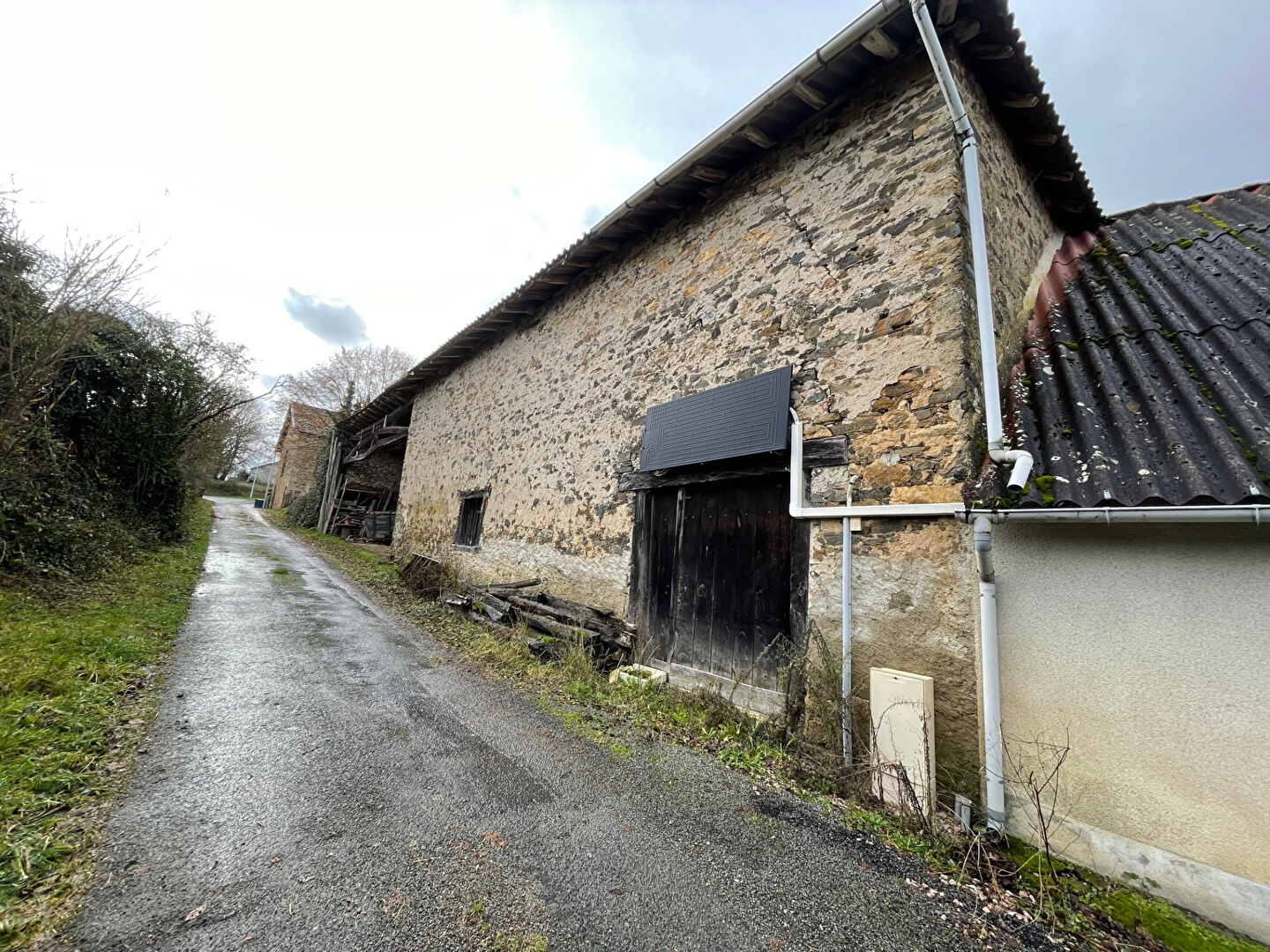 Photo Grange+Maison Le Vigen 3 pièce(s) 80 m2 image 3/5