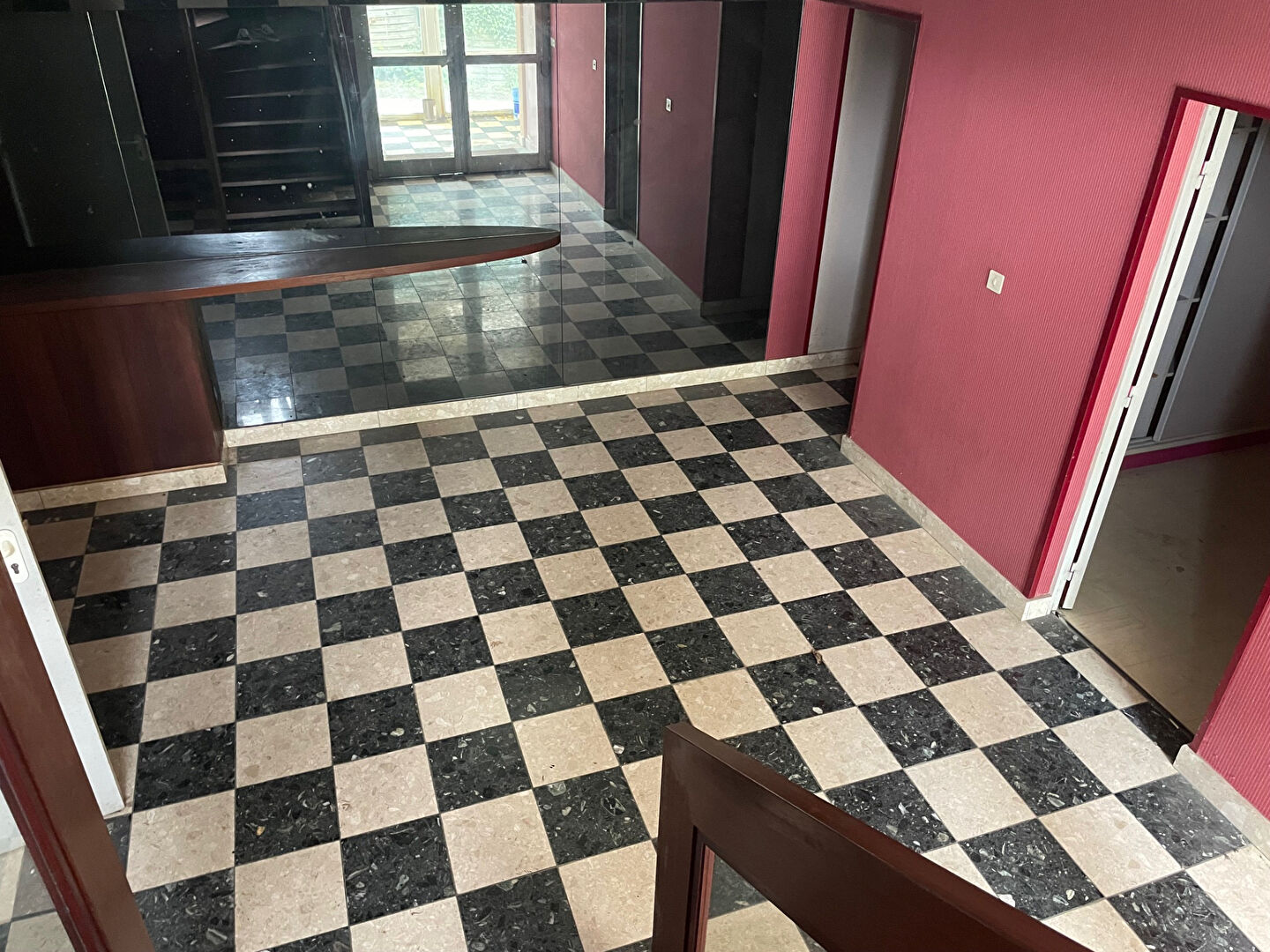 Photo Local professionnel / commercial   435 m2 sur 3 Plateaux Limoges image 3/6