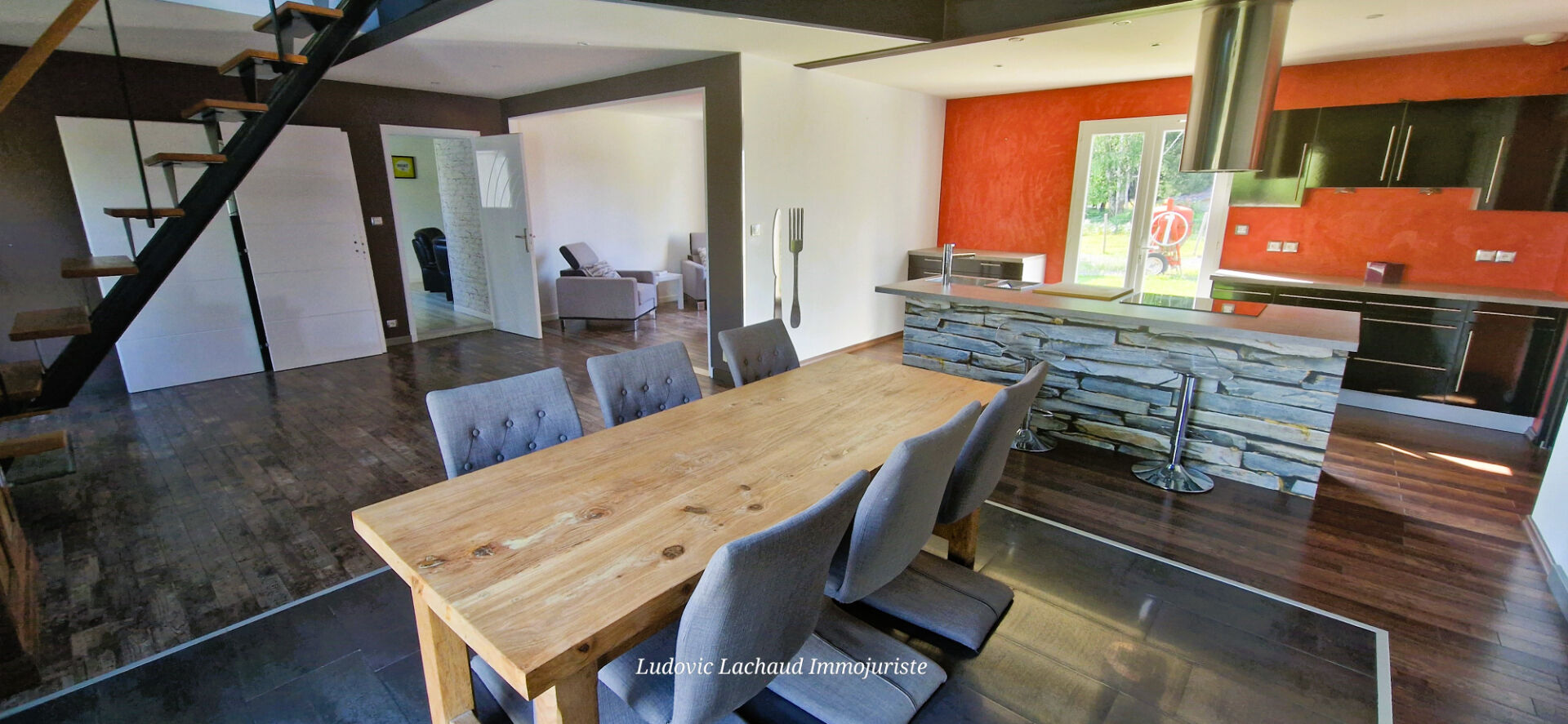 Photo Maison plain-pied de 210m² image 2/6