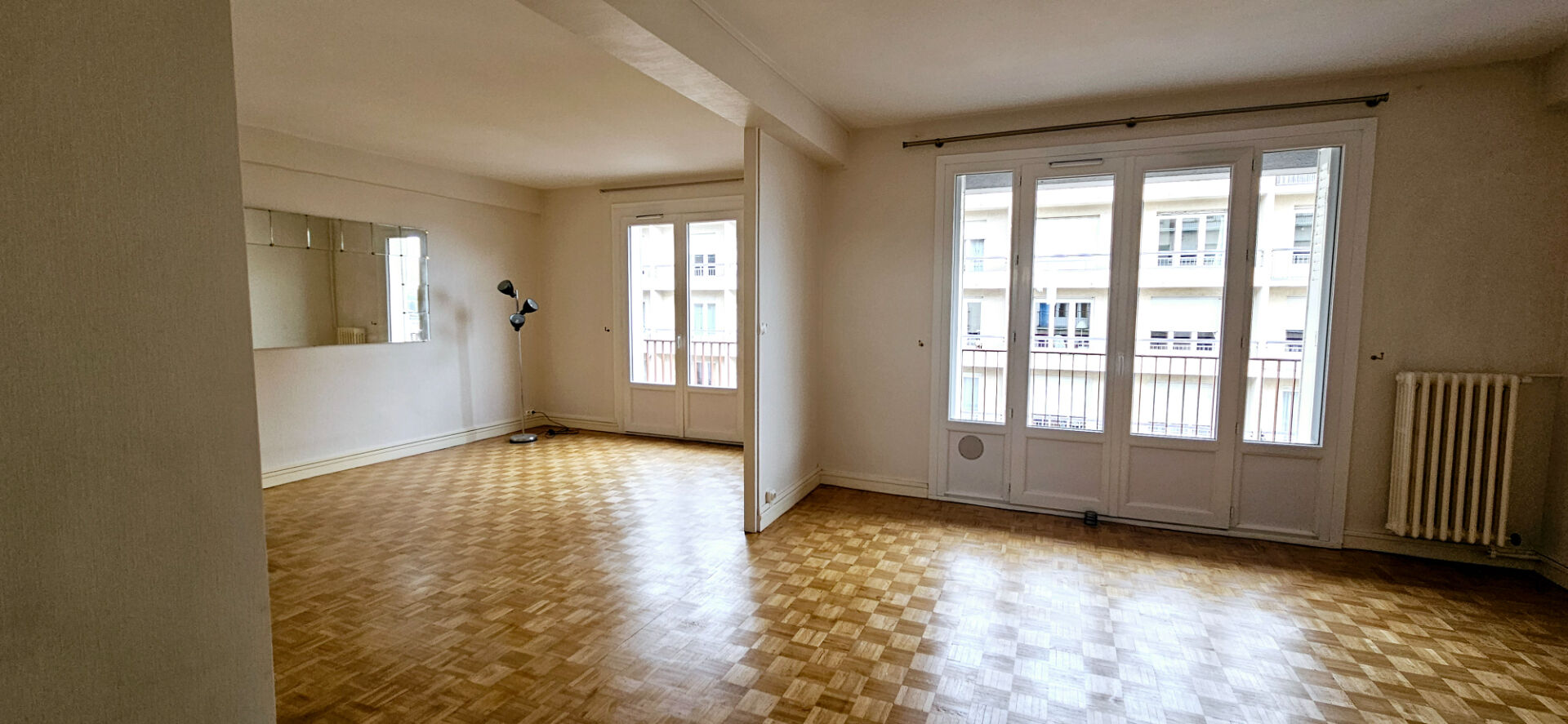 Photo Appartement Limoges Centre  3 pièce(s) 82.58 m2 VENTE OCCUPEE image 2/6