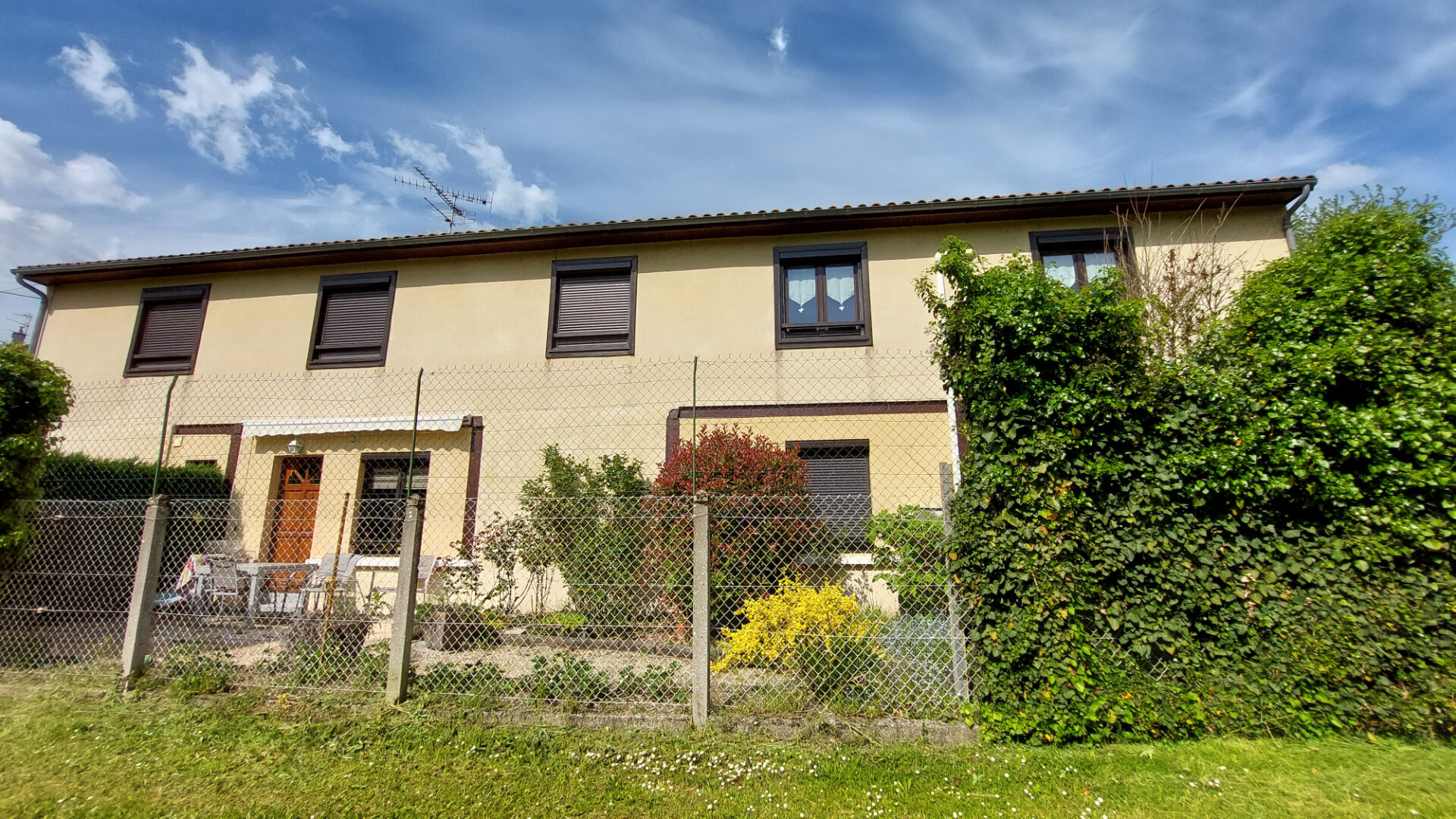 ENSEMBLE IMMOBILIER LIMOGES - 12 pièces