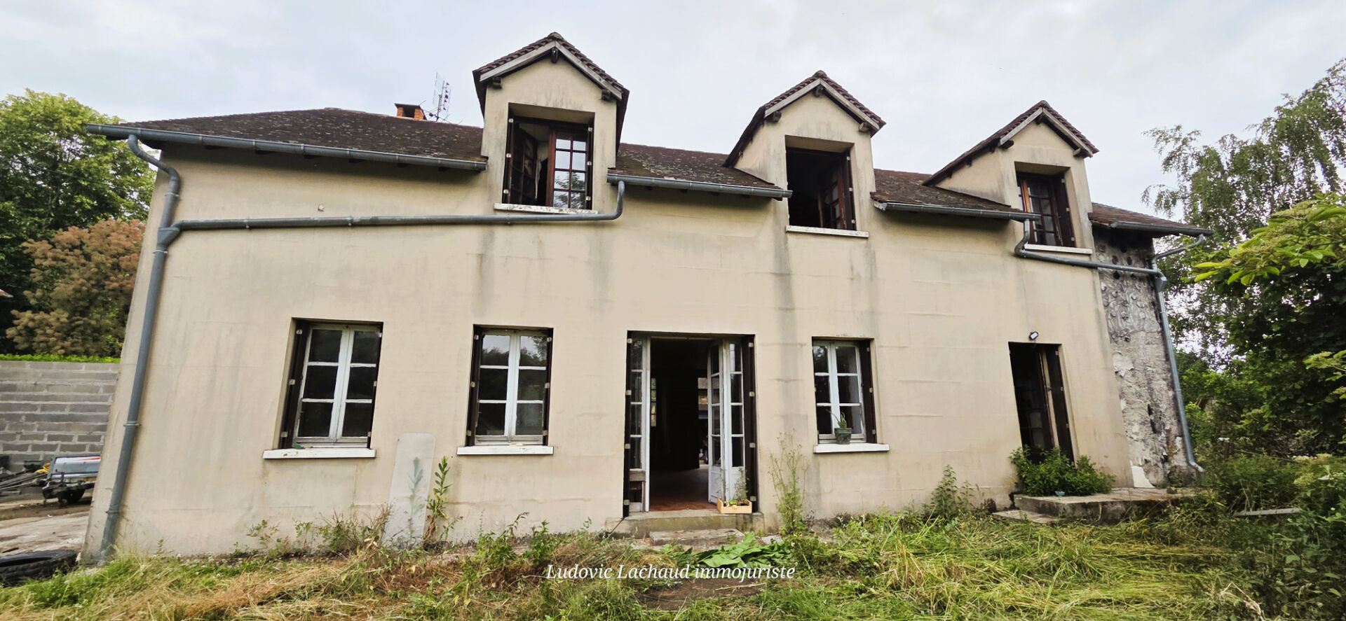 Photo Maison de 170m² à rénover image 1/6