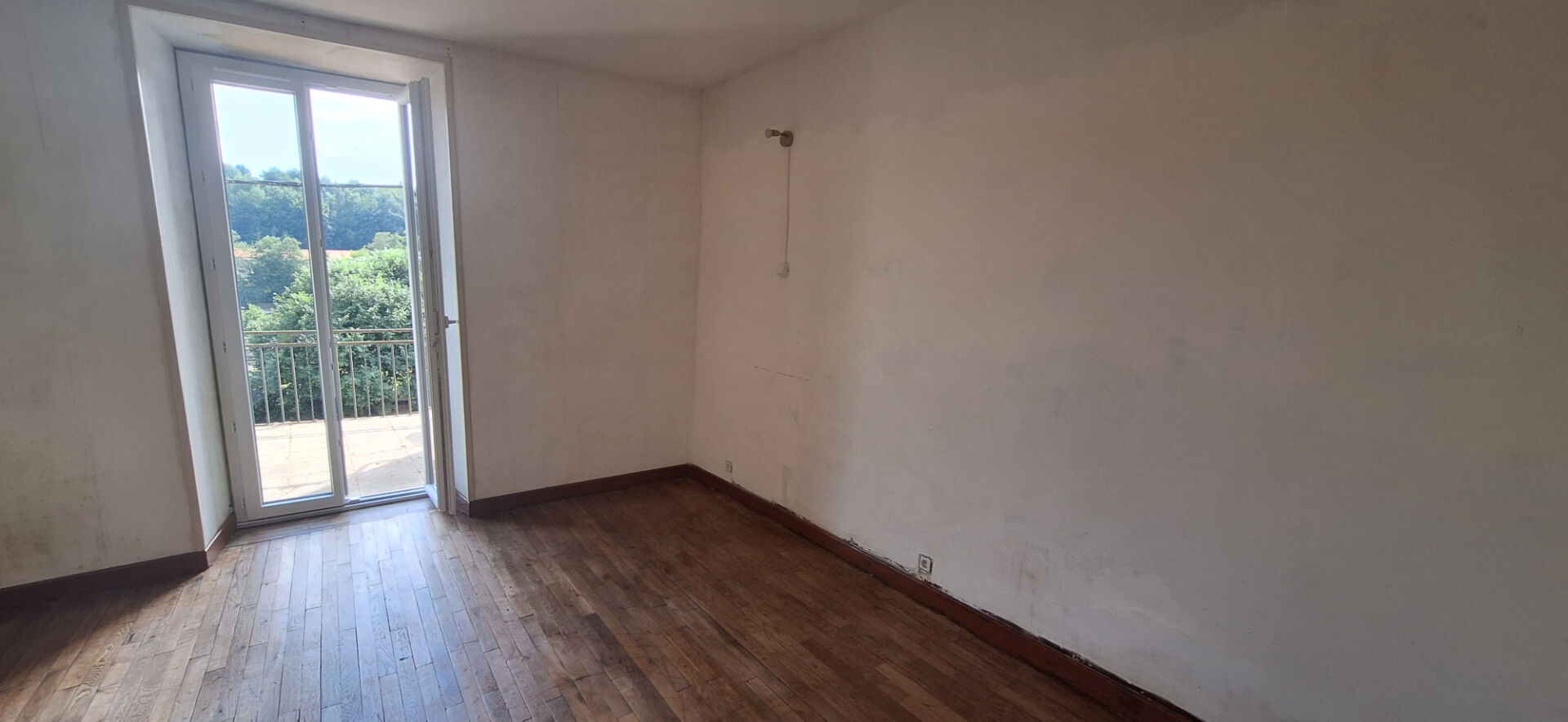 Photo AIXE SUR VIENNE  Maison  de ville image 4/6