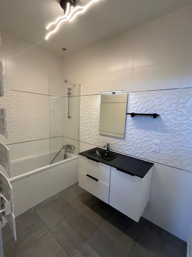 Photo LOCATION MEUBLEE - Maison Brest 7 pièce(s) image 5/6