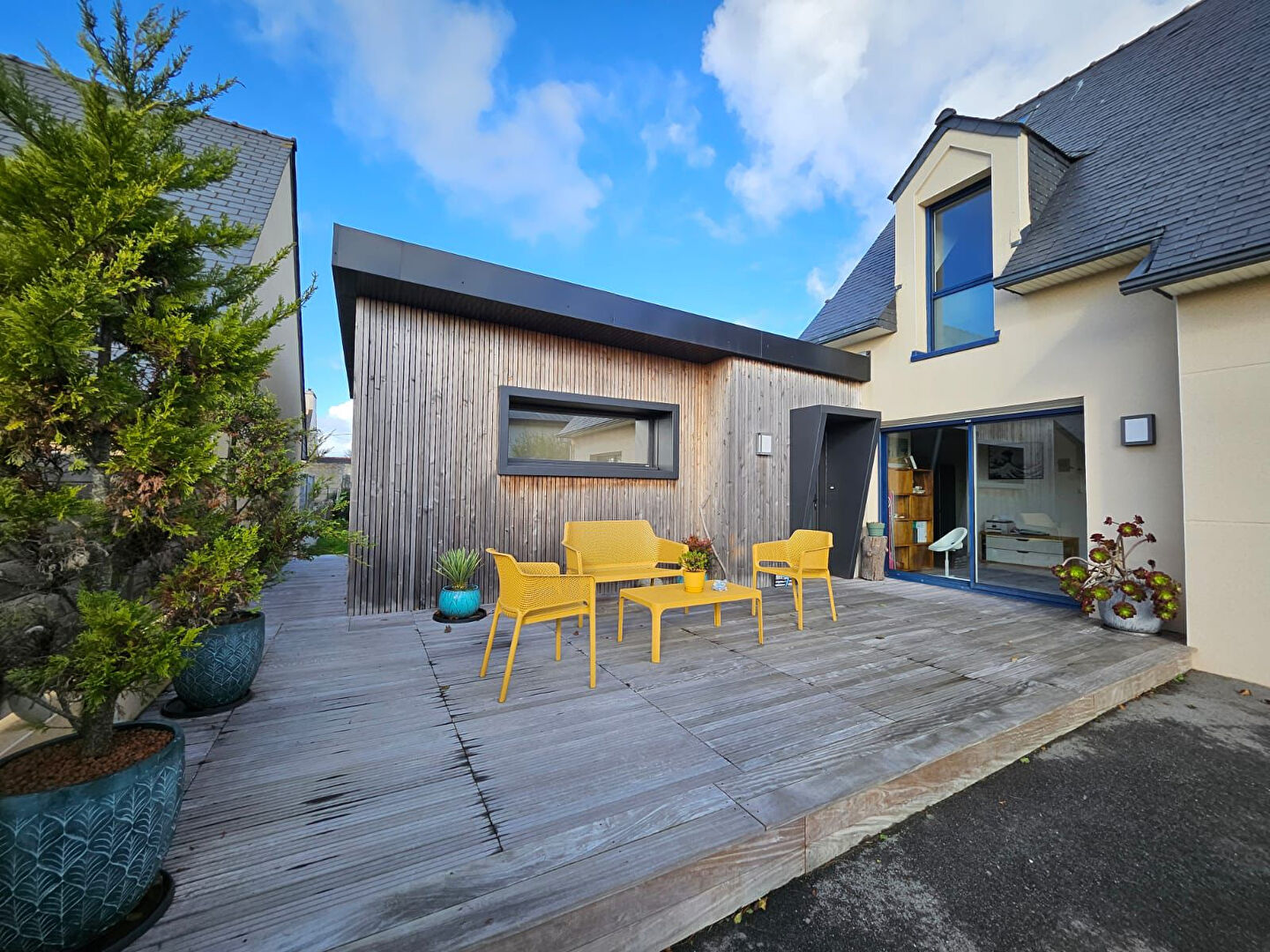 Photo EXCLUSIVITÉ LANNILIS - Maison de 2007 avec extension de 2021 image 2/6