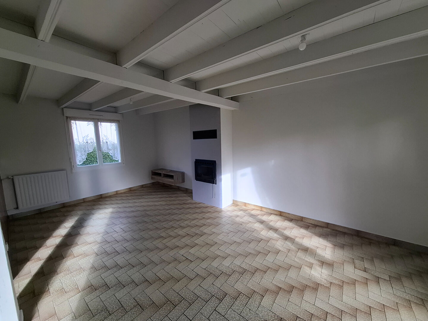 Photo A louer Maison Lannilis 5 pièce(s) 84.25 m2 image 6/6