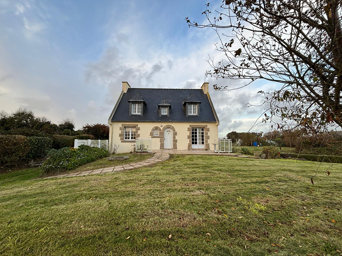 Exclusivité A vendre maison Lannilis 7 pièces115 m2 environ