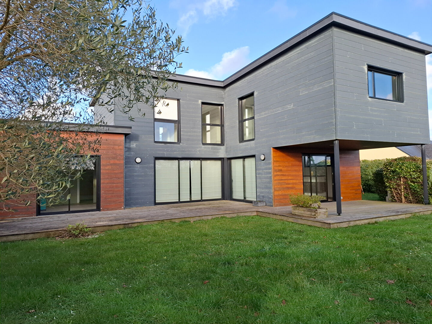 Agence immobilière de Immoplus29.com Lannilis