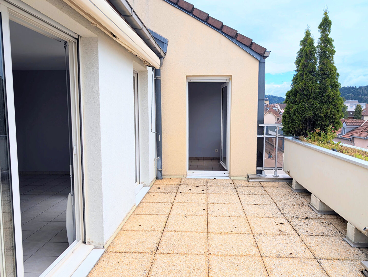 Photo Appartement Pontarlier 4 pièce(s) 101 m2 image 3/6