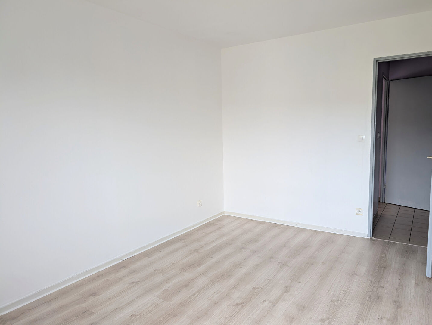 Photo Appartement Pontarlier 4 pièce(s) 101 m2 image 6/6