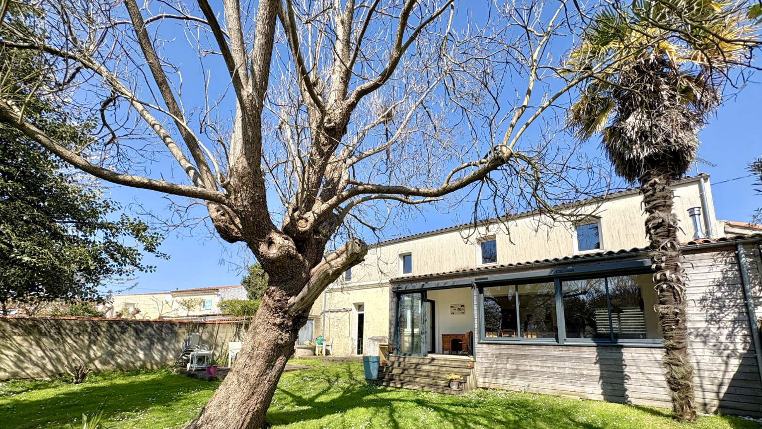 Maison familiale rénovée 5 chambres Calme absolu à Vergeroux, aux portes de Rochefort