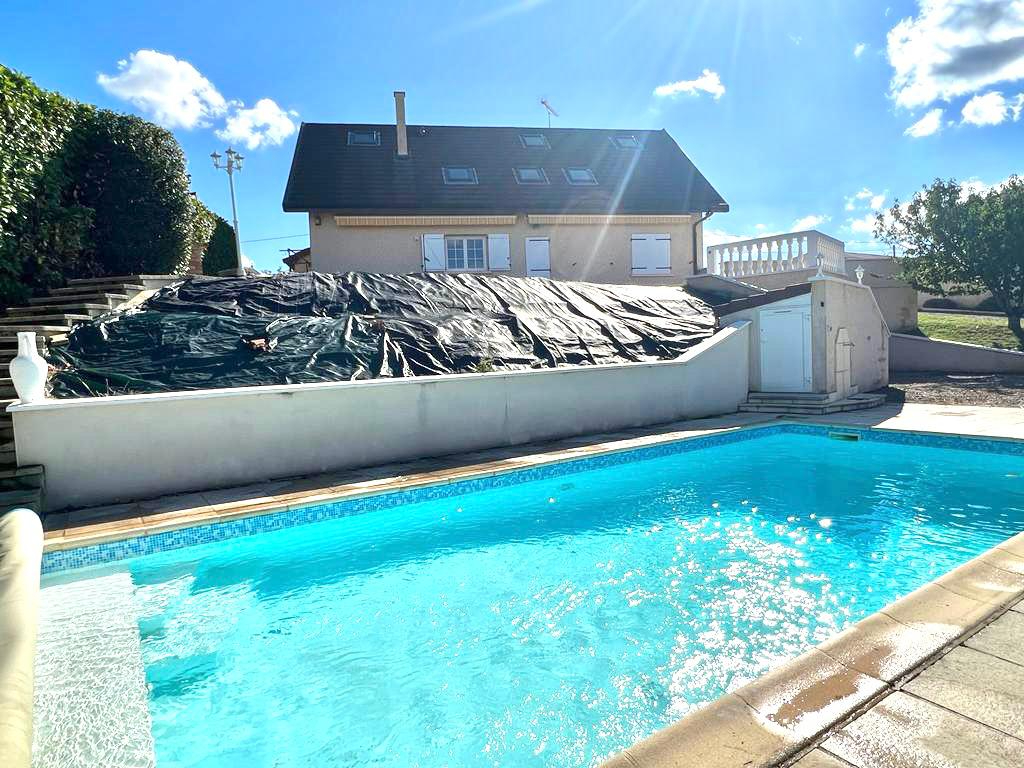 Photo Villa Individuelle 6 pièces 155 m² habitables image 1/6