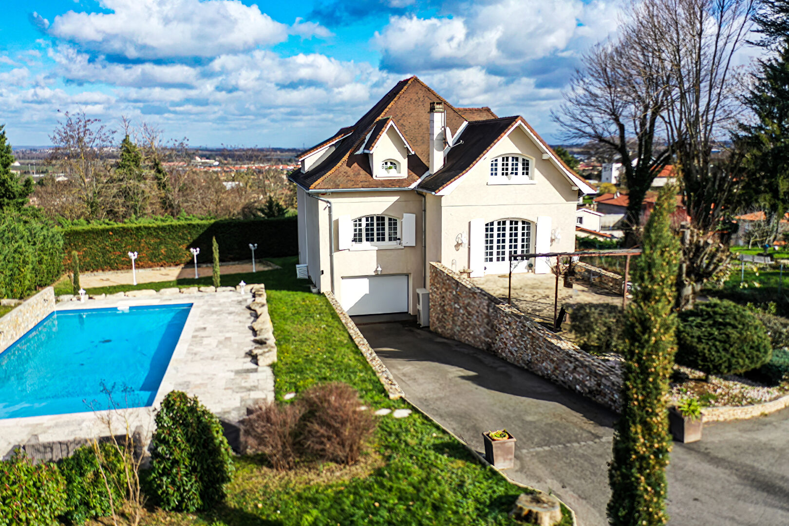 Photo Maison d'exception de 320 m² utiles image 2/6