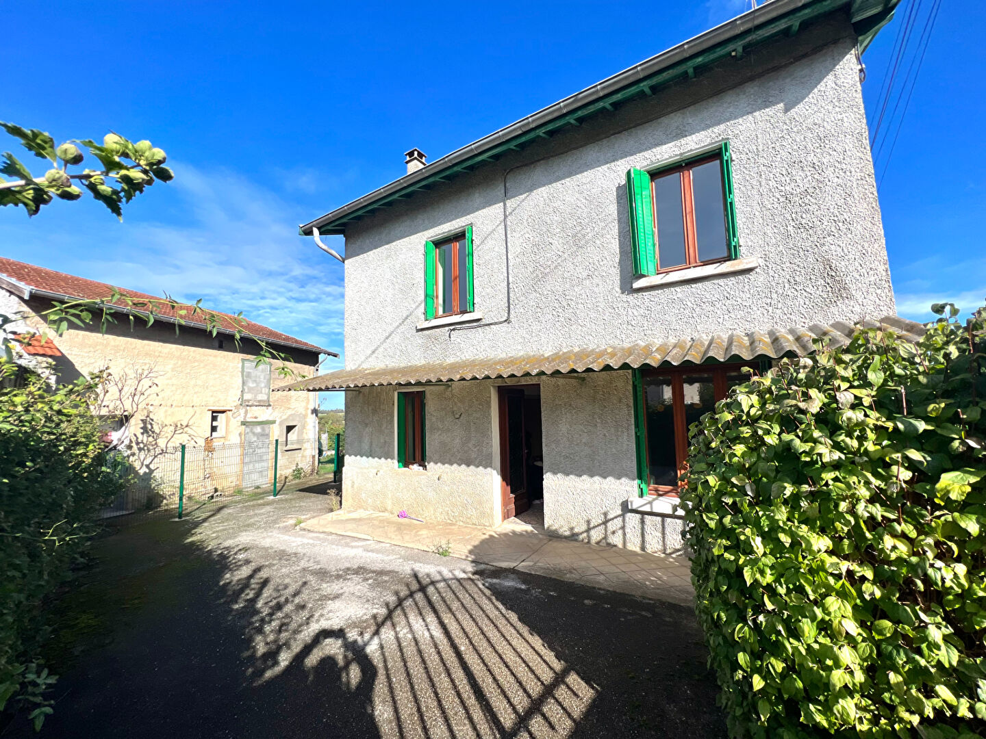 Photo Maison à rénover de 71 m² habitables image 1/6