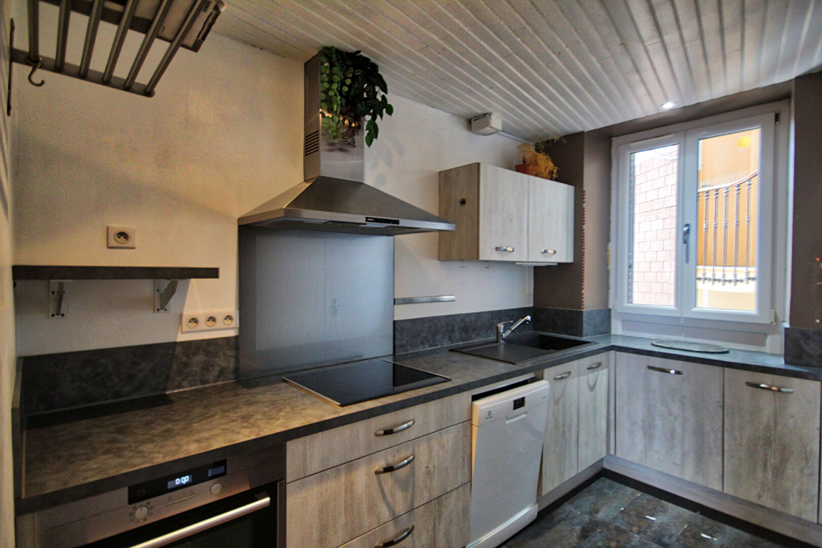 Photo Appartement  5 pièce(s) 115 m2 image 2/6