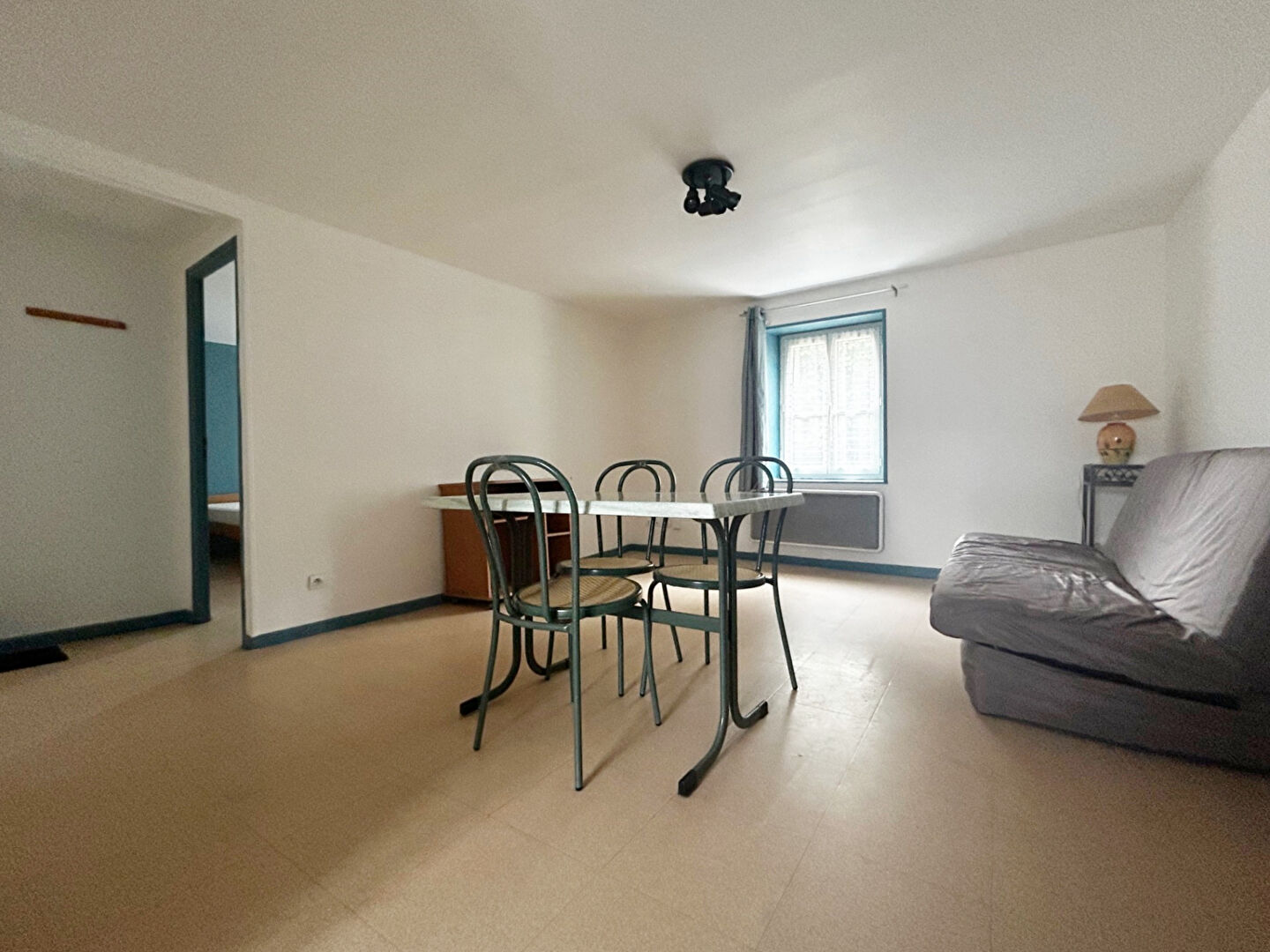 Photo Appartement Commercy 2 pièce(s) 42 m2 image 2/6