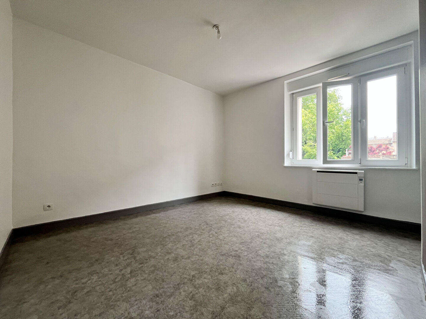 Photo Appartement Commercy 2 pièce(s) image 2/4